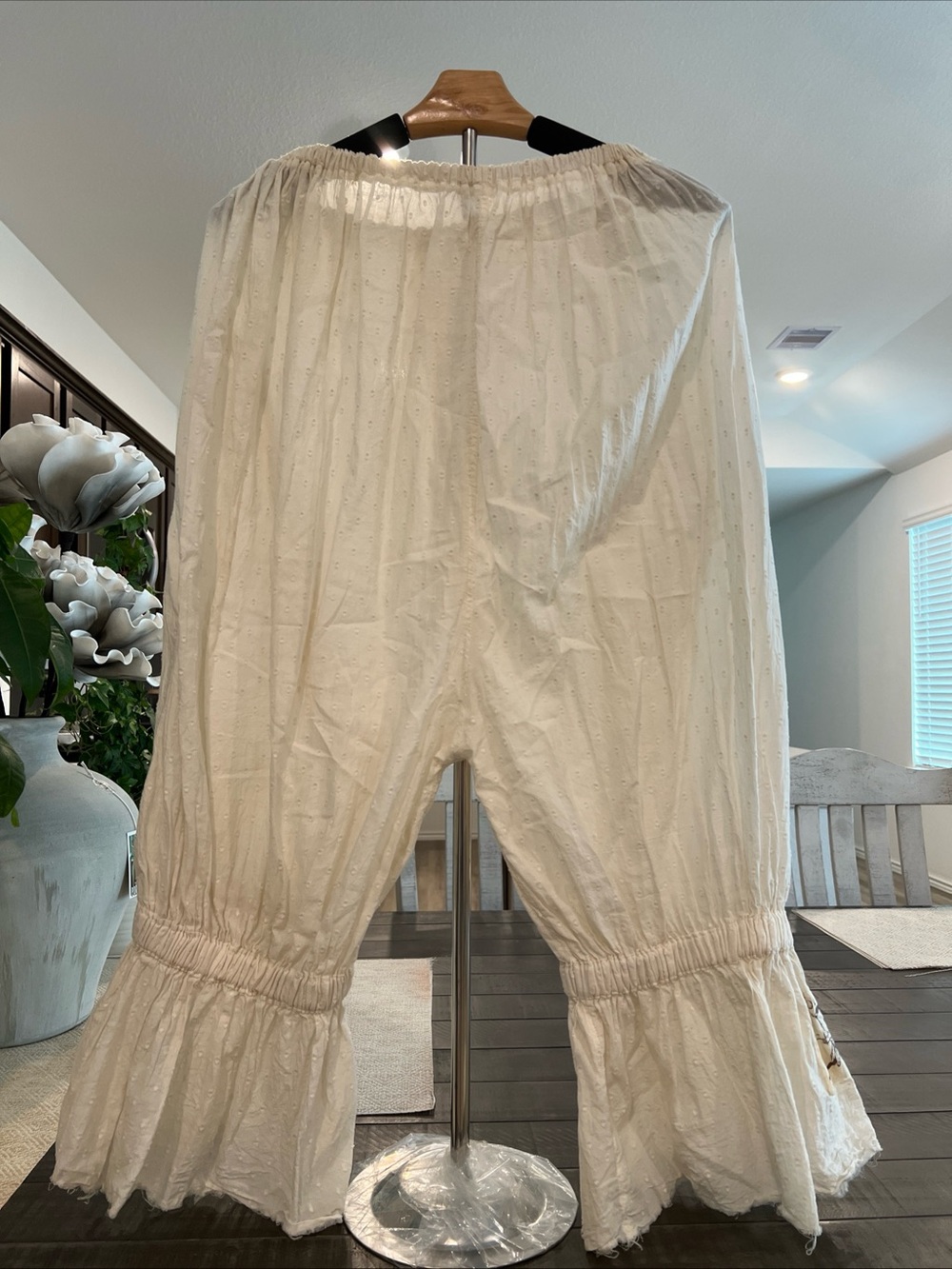 Magnolia Pearl Cream Eyelet Cotton Bloom Pants